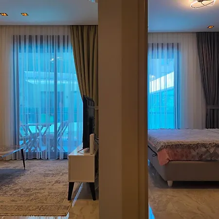 200 Meters From Sea In Heart Of In 5 Star Complex Alanya
