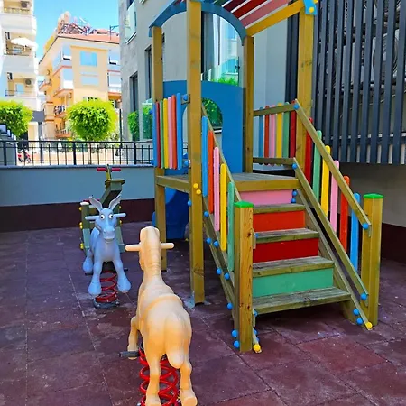 200 Meters From Sea In Heart Of In 5 Star Complex Lejlighed