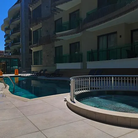 200 Meters From Sea In Heart Of In 5 Star Complex