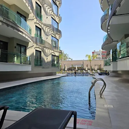 200 Meters From Sea In Heart Of In 5 Star Complex Διαμέρισμα